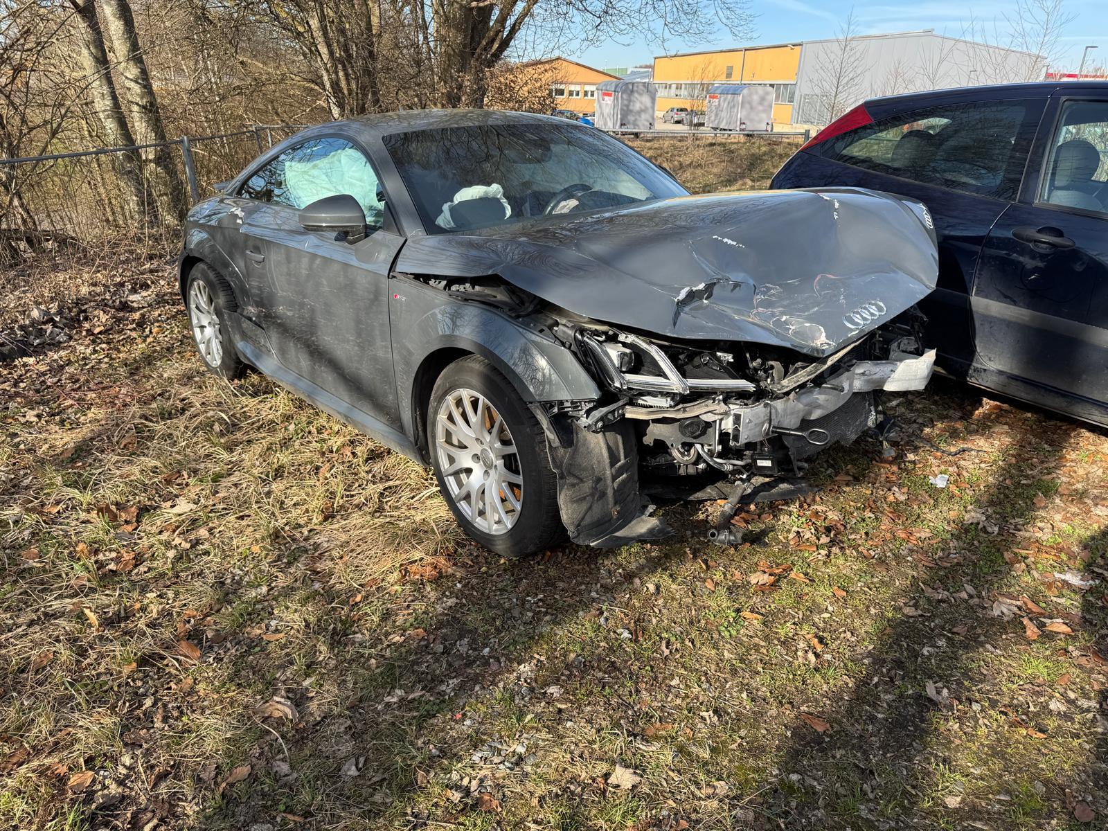 Audi TT Coupe 2.0 TFSI quattro