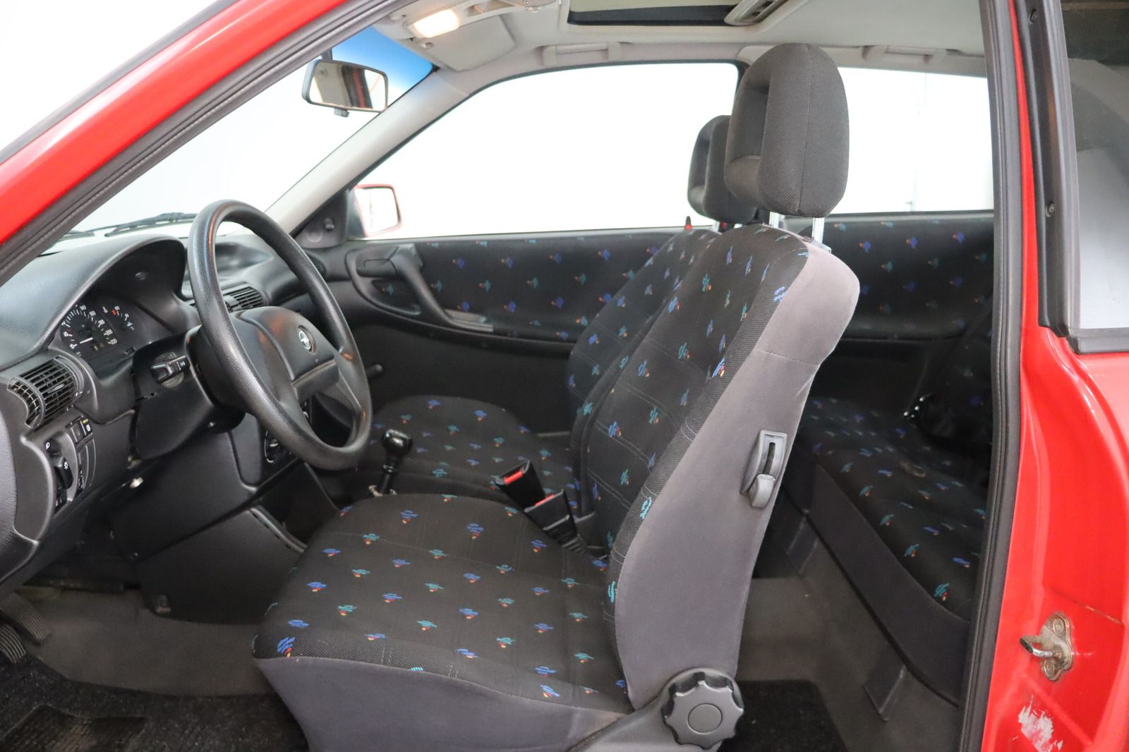 Fahrzeugabbildung Opel Astra 1.4 GL * 1.Hand* wenig Km * HU/AU neu