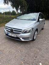 Mercedes-Benz B 200 CDI BlueEFFICIENCY - Panorama AHK