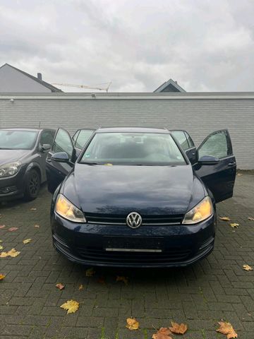 Volkswagen Golf 7 top Zustand Auto!!!!!! E...