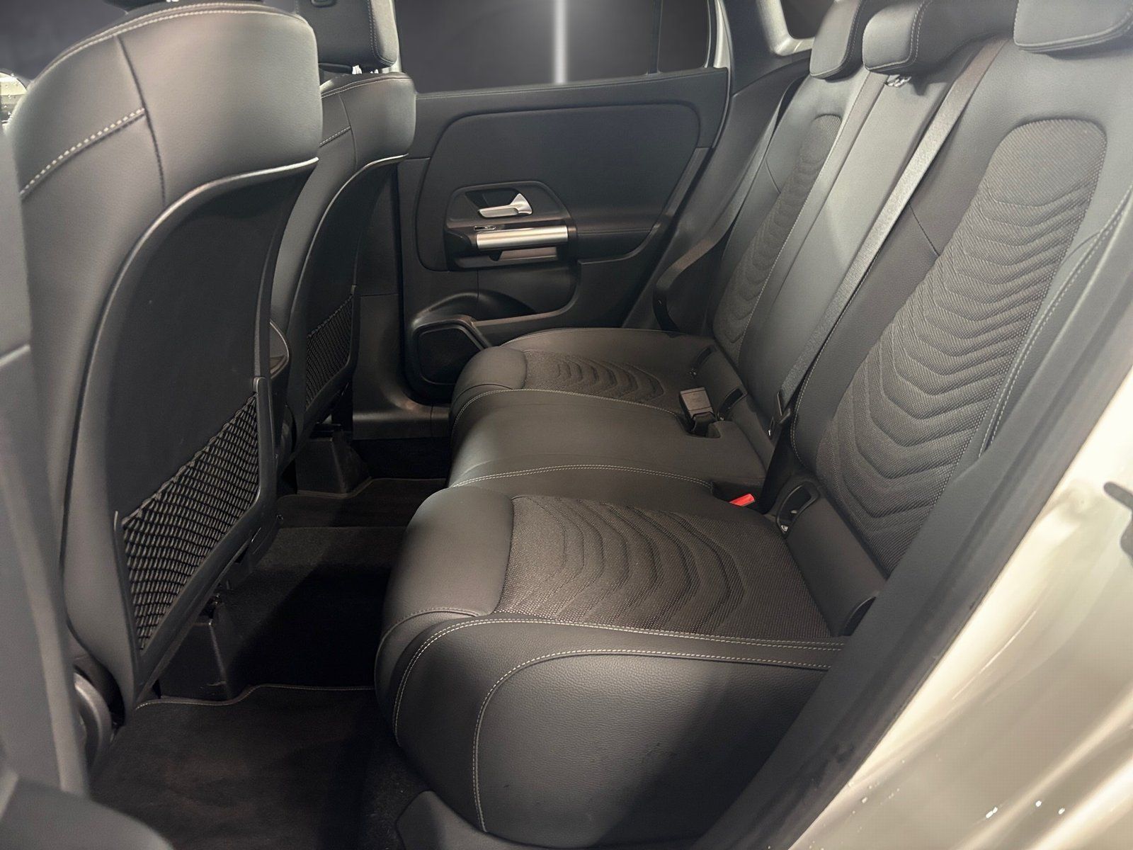 Fahrzeugabbildung Mercedes-Benz GLA 180 Progressive *LED*Kamera*Widescreen*Spur*