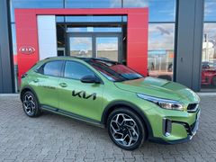 Fahrzeugabbildung Kia XCEED 1.5T DCT7 GT LINE LEDER GLASDACH ALLWETTER