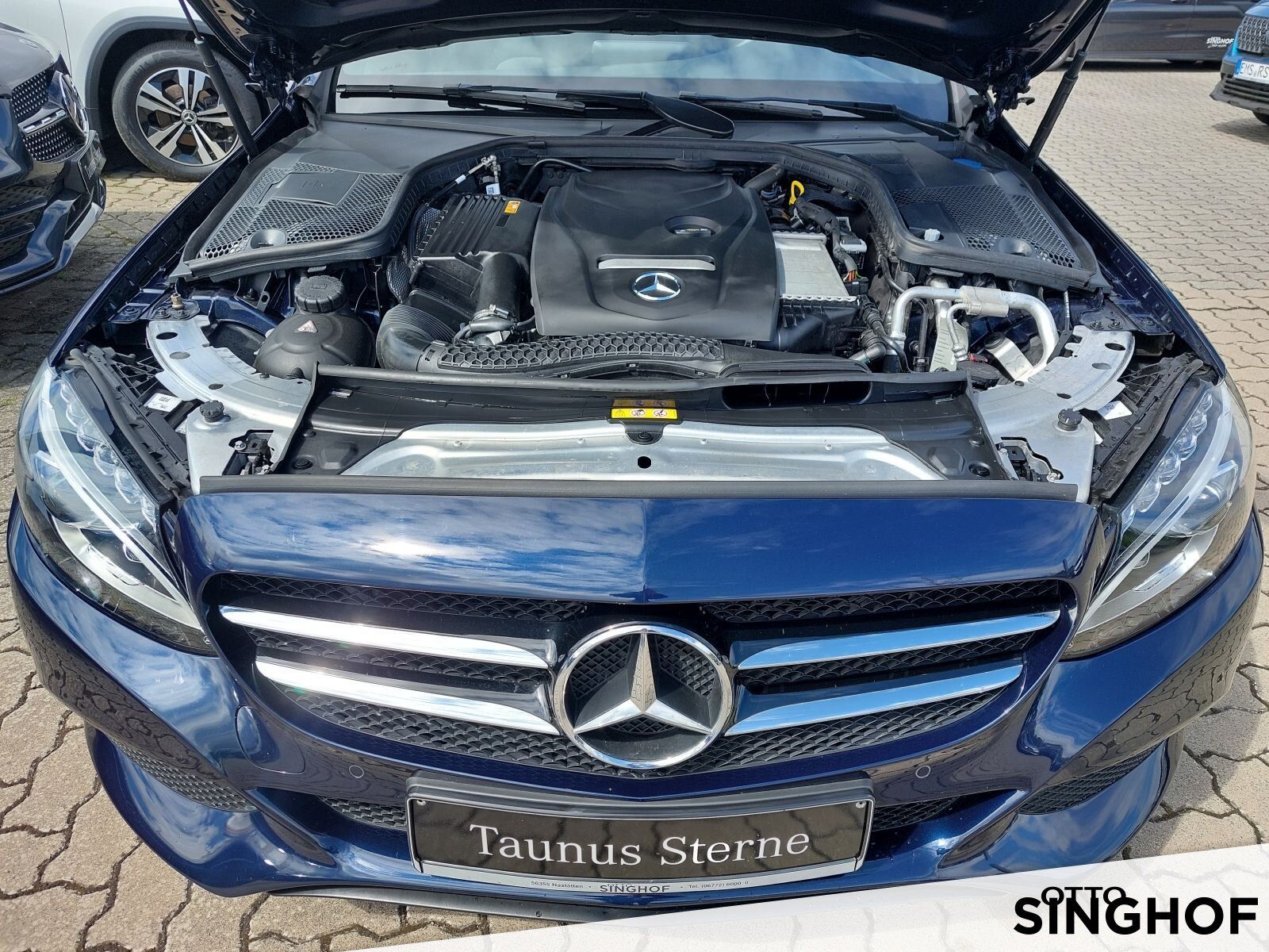 Fahrzeugabbildung Mercedes-Benz C 200 Avantgarde +4matic+LED+Night+R-Kamera+SHD+