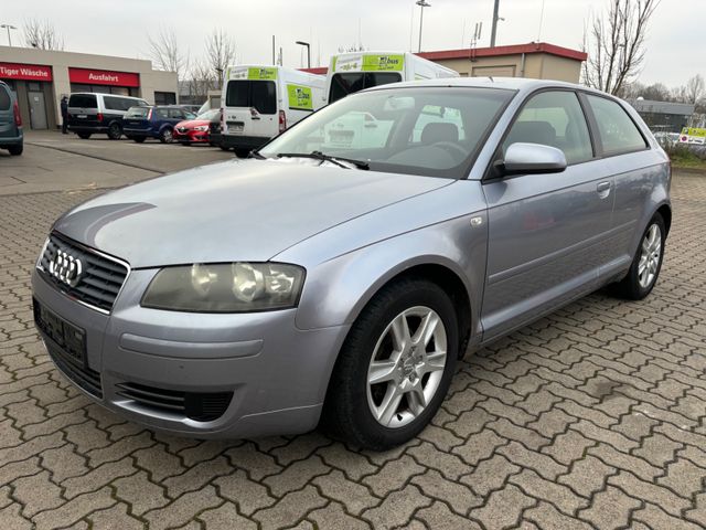 Audi A3 1.6 Attraction Klimaautomatik