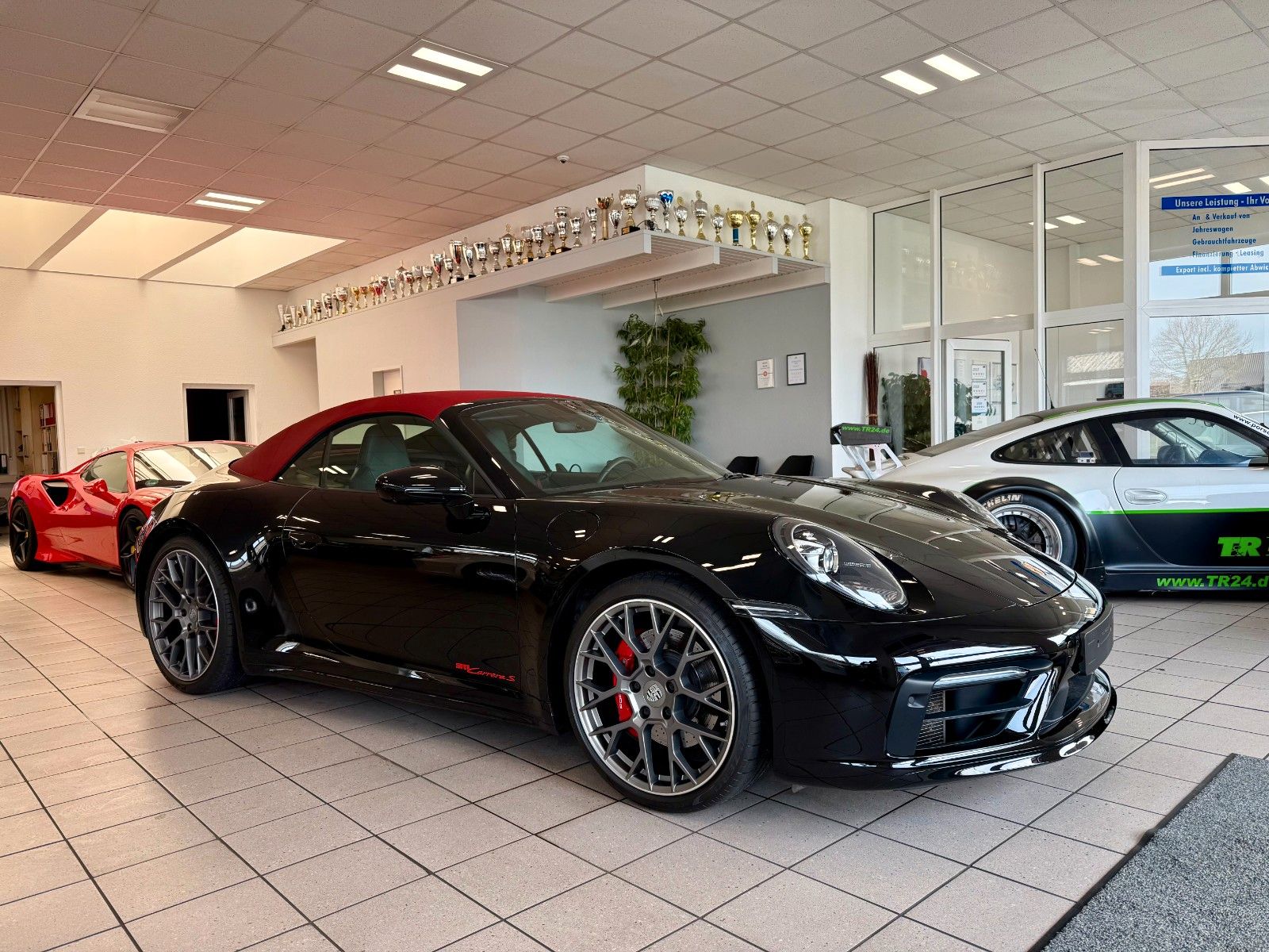 Fahrzeugabbildung Porsche 911 992 Carrera S Cabrio SportDesign/Sportabgas