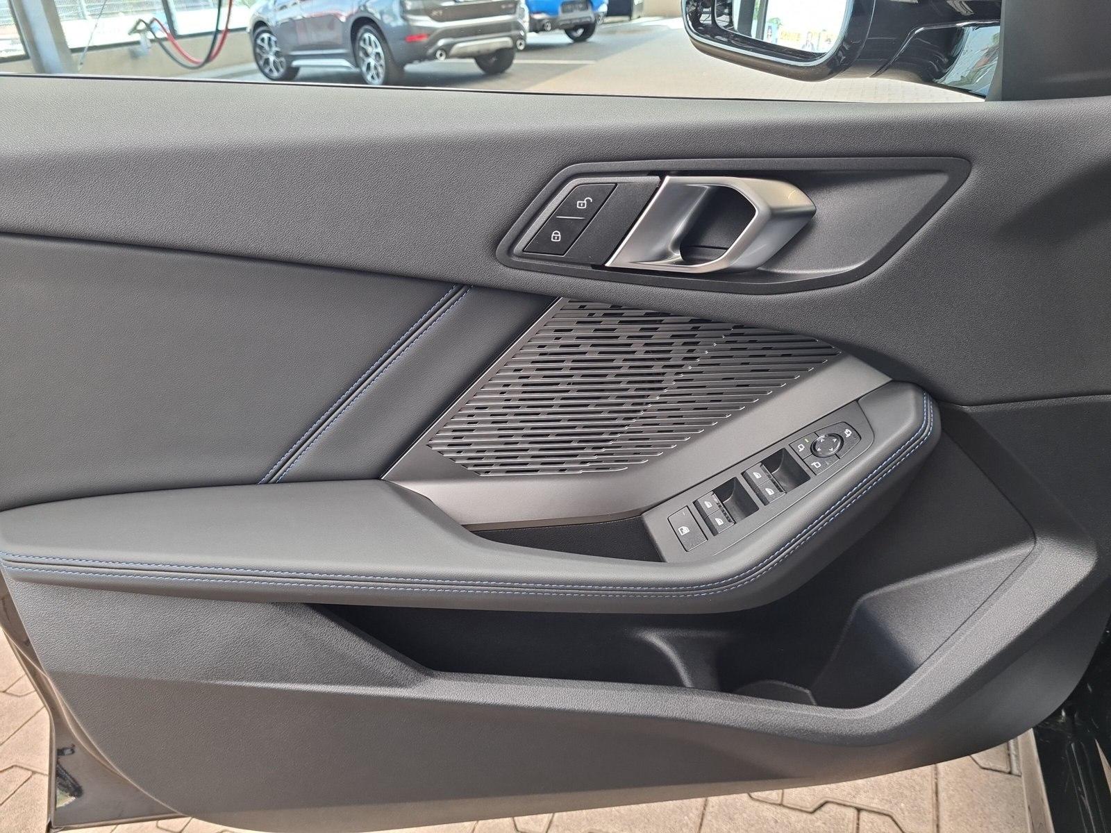 BMW 1 Series Hatch M-Sport ACC Pano Shz. RFK uvm., миниатюра 17