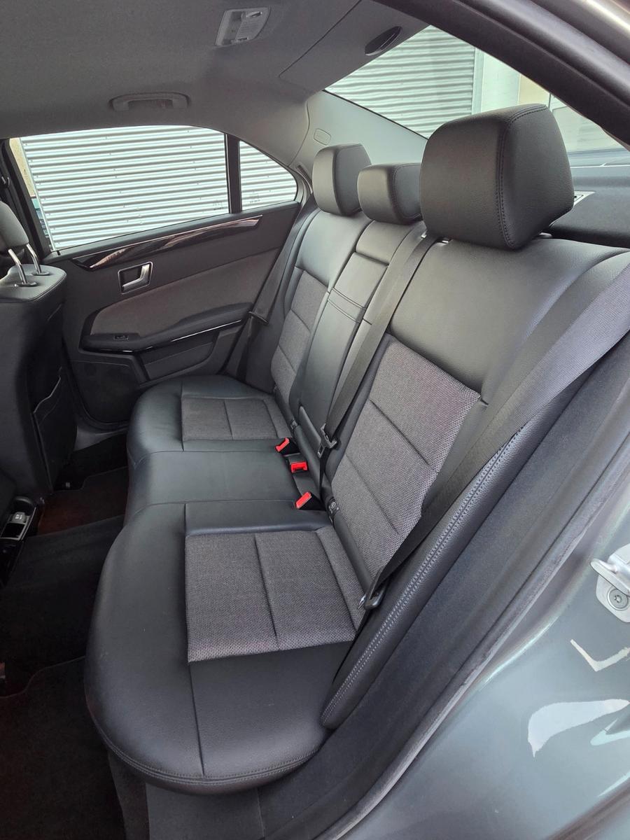 Mercedes-Benz E 200 Lim Avantgarde/SCHECKHEFT/AHK/SCHIEBEDACH