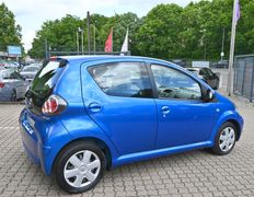 TOYOTA Aygo 1.0 Cool 5türig Automatik Klima PDC 2.Hd.