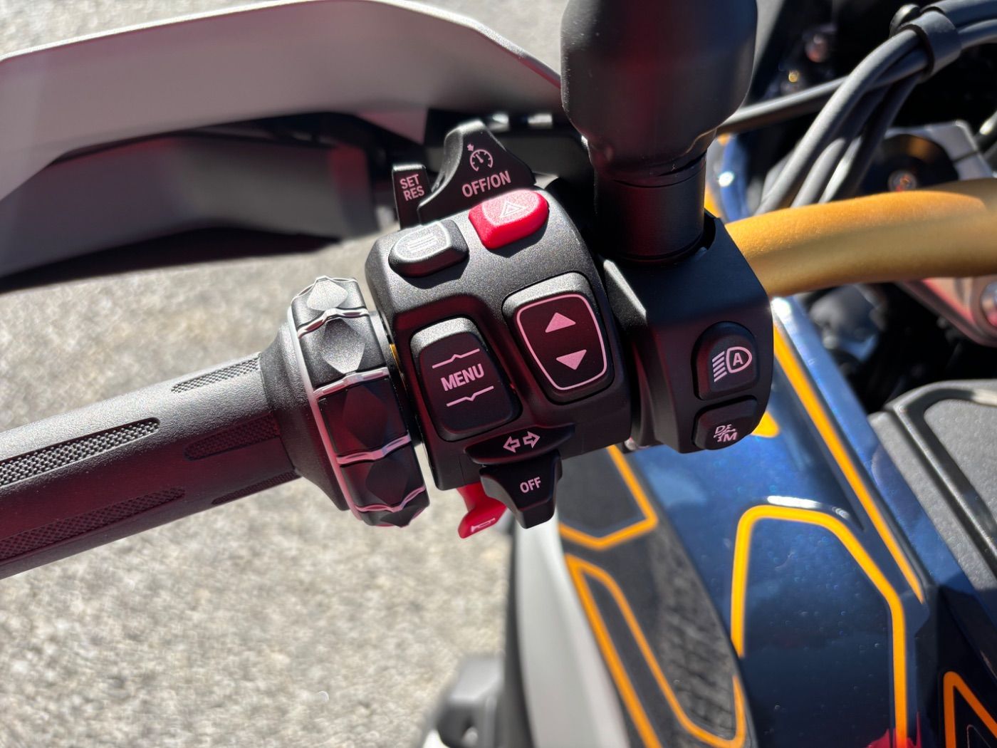 Fahrzeugabbildung BMW R 1300 GS Option 719 ASA