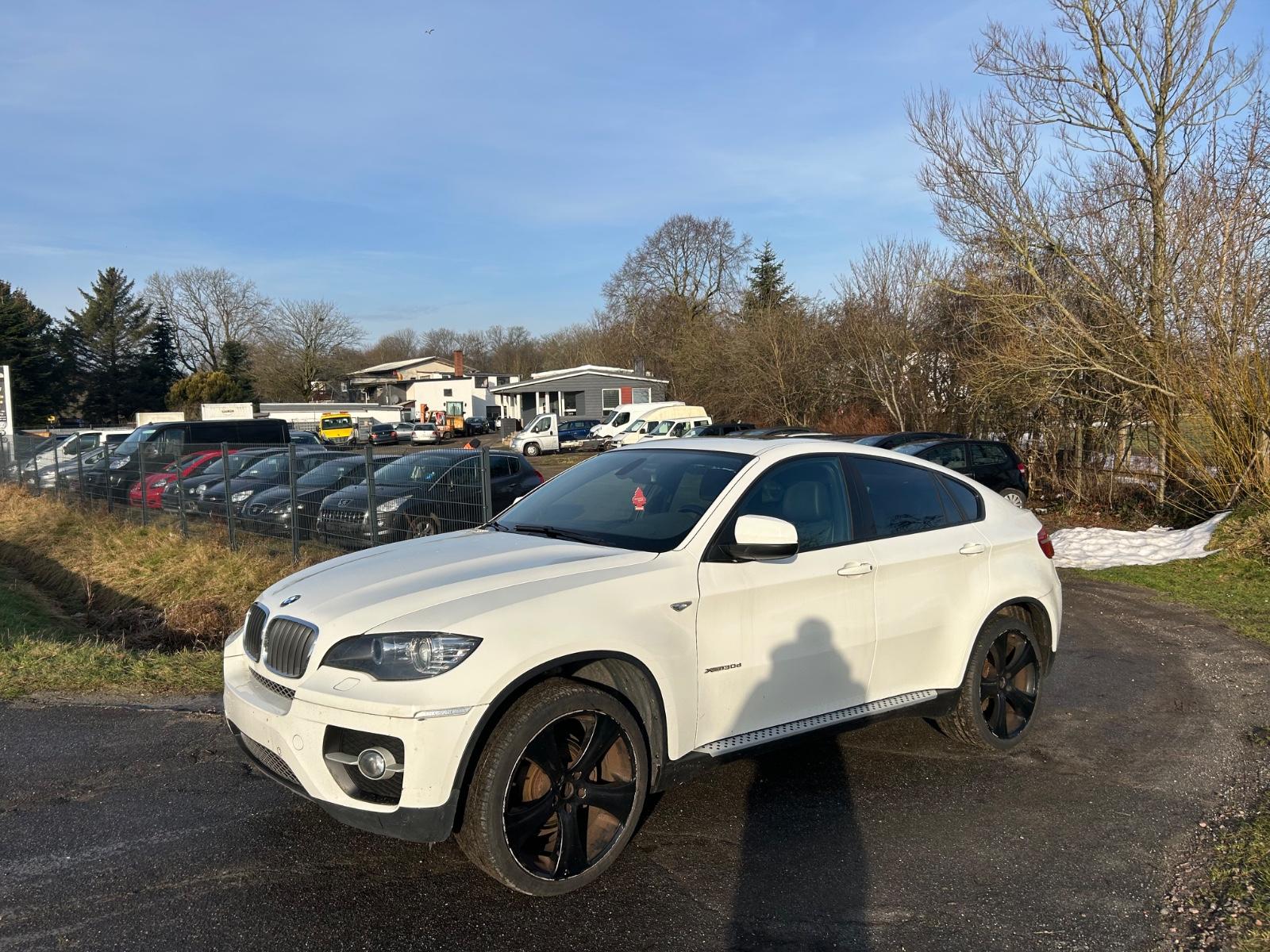 BMW X6 xDrive30d MPaket 5 Sitze-Schiebedach-Euro5
