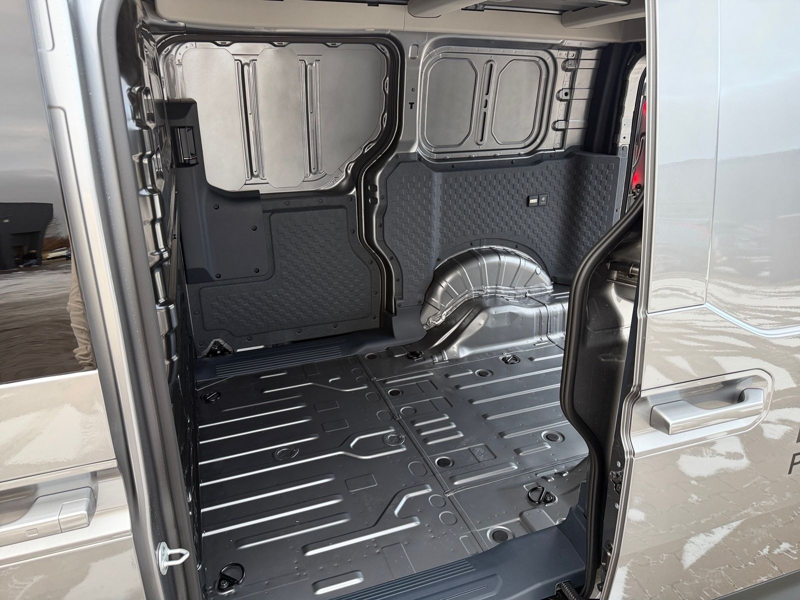 Fahrzeugabbildung Kia PV5 CARGO L2H1 4T ELITE 71.2 WP CT LM AW