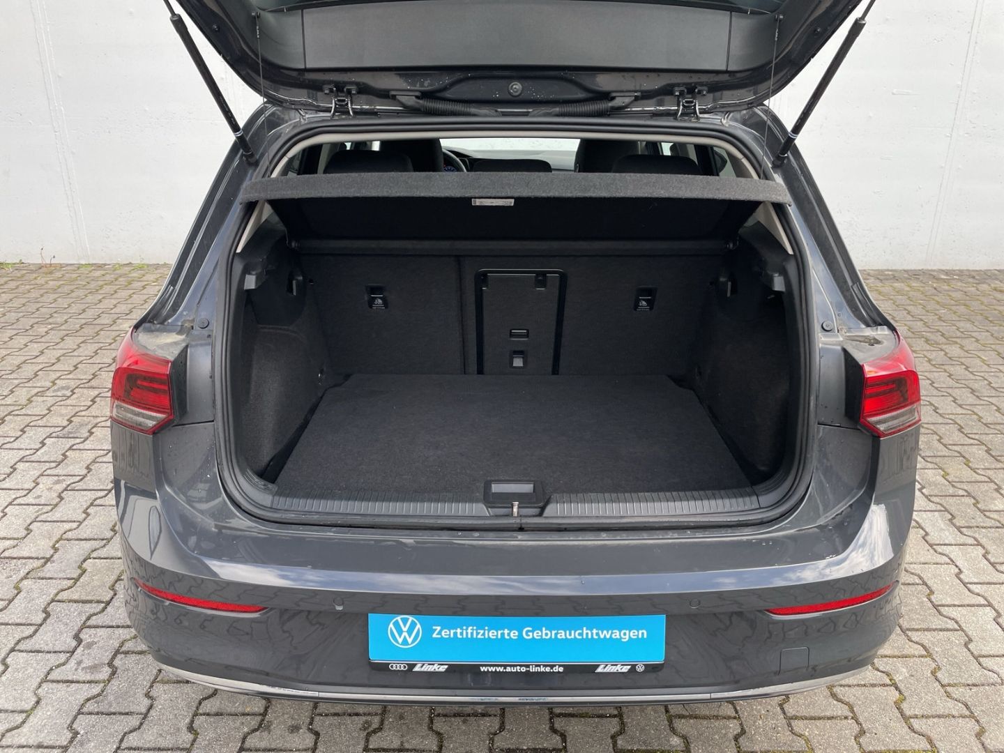 Golf VIII 1.5 TSI Move Kamera/Navi/ACC/LED Plus/
