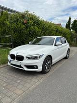 BMW 118i M-Felgen, Navi, Bi-Xenon - BMW 1 Series: Felgen