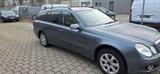 Mercedes-Benz E 280 E T-Modell E 280 T 4Matic - Mercedes-Benz E 280 mit Benzin-Antrieb: Automatik