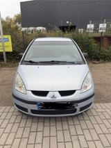 Mitsubishi Ich verkaufe mein Auto mit Neue TÜV - Mitsubishi Colt in Hannover