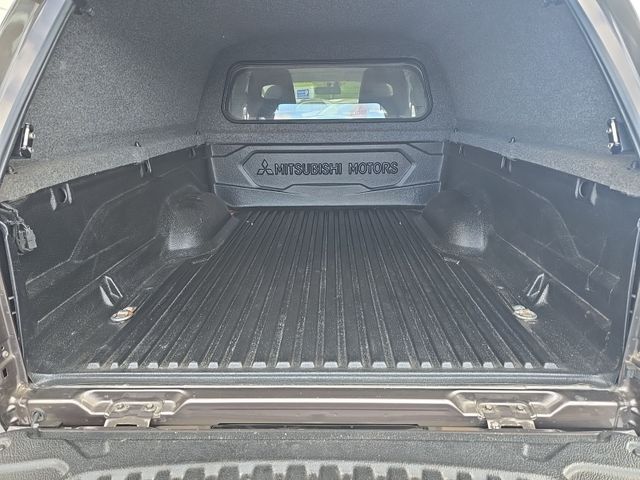 L200 Plus Club Cab 4WD