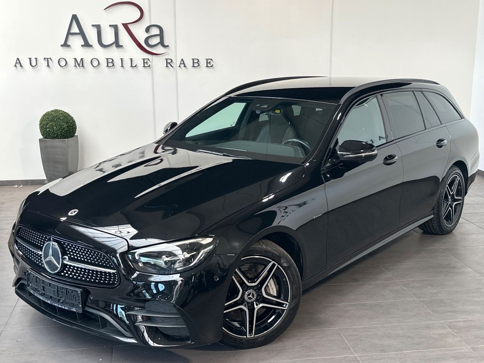 Mercedes-Benz E 300 de T AMG Line NAV+LED+AHK+18ZO+360° imagem 2