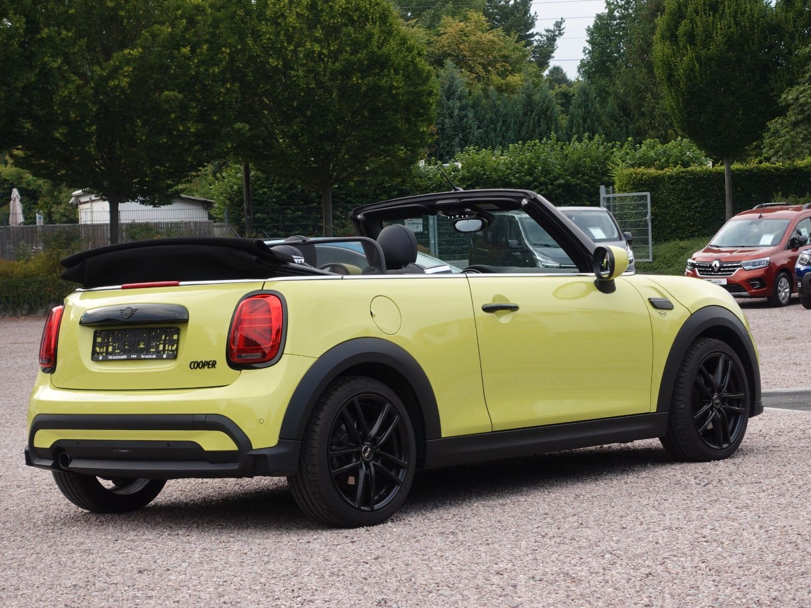 Fahrzeugabbildung MINI Cooper Cabrio Aut. I.Hd Navi CarPlay ZestyYellow