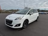 Peugeot 5008 1.6 120PS Allure 38639 - Peugeot 5008 mit Diesel-Antrieb: Van, Schaltgetriebe
