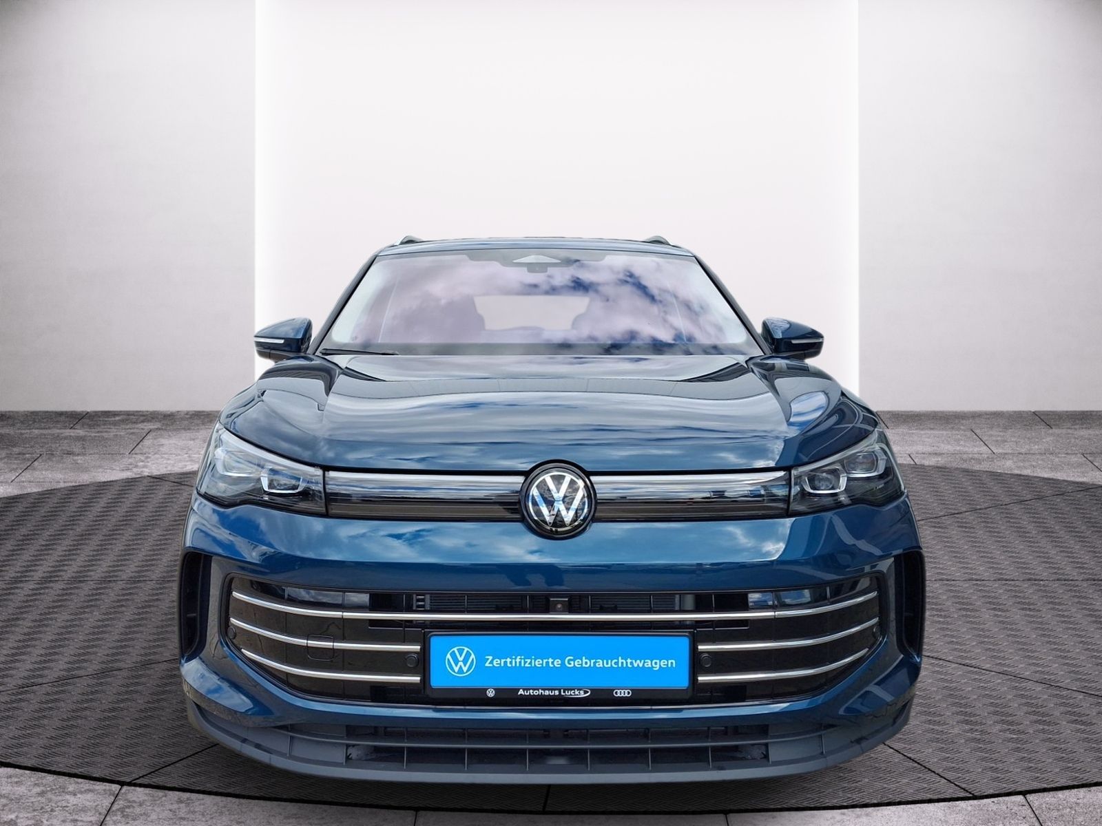 Volkswagen Tiguan Elegance 2,0 TSI 4Motion Matrix AHK HuD foto 4