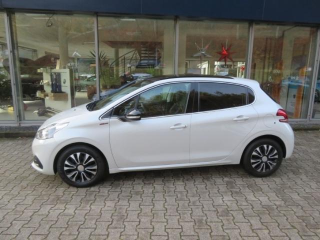 Peugeot 208 GT-Line 110 Panorama Dyn. Kurvenlicht SHZ No
