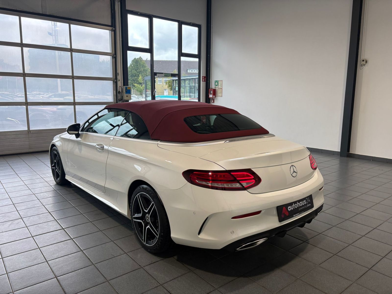 Mercedes-Benz C 200 AMG Line  LED|Navi|AMG Line foto 4