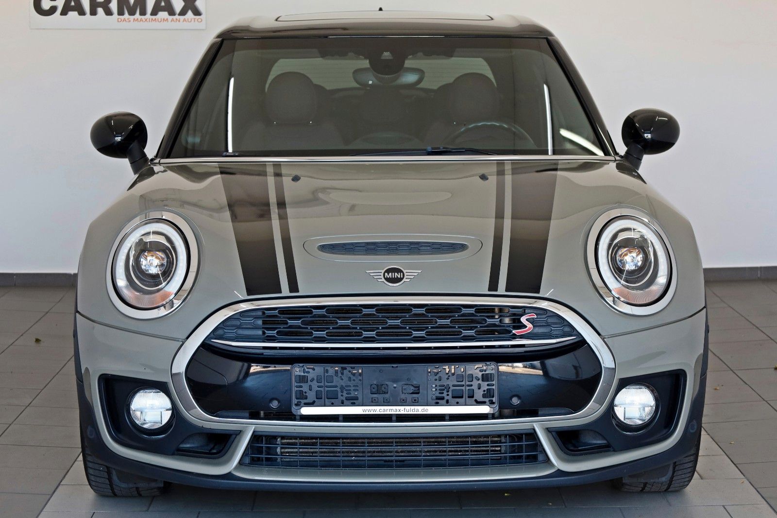 Fahrzeugabbildung MINI Clubman Cooper S All4 JCW Leder,Navi,LED,PanDach