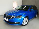 Skoda Octavia C. 2.0 TDI Tour,1.Hand,Navi,LED,ACC,AHK - Skoda Octavia: Tour TDI