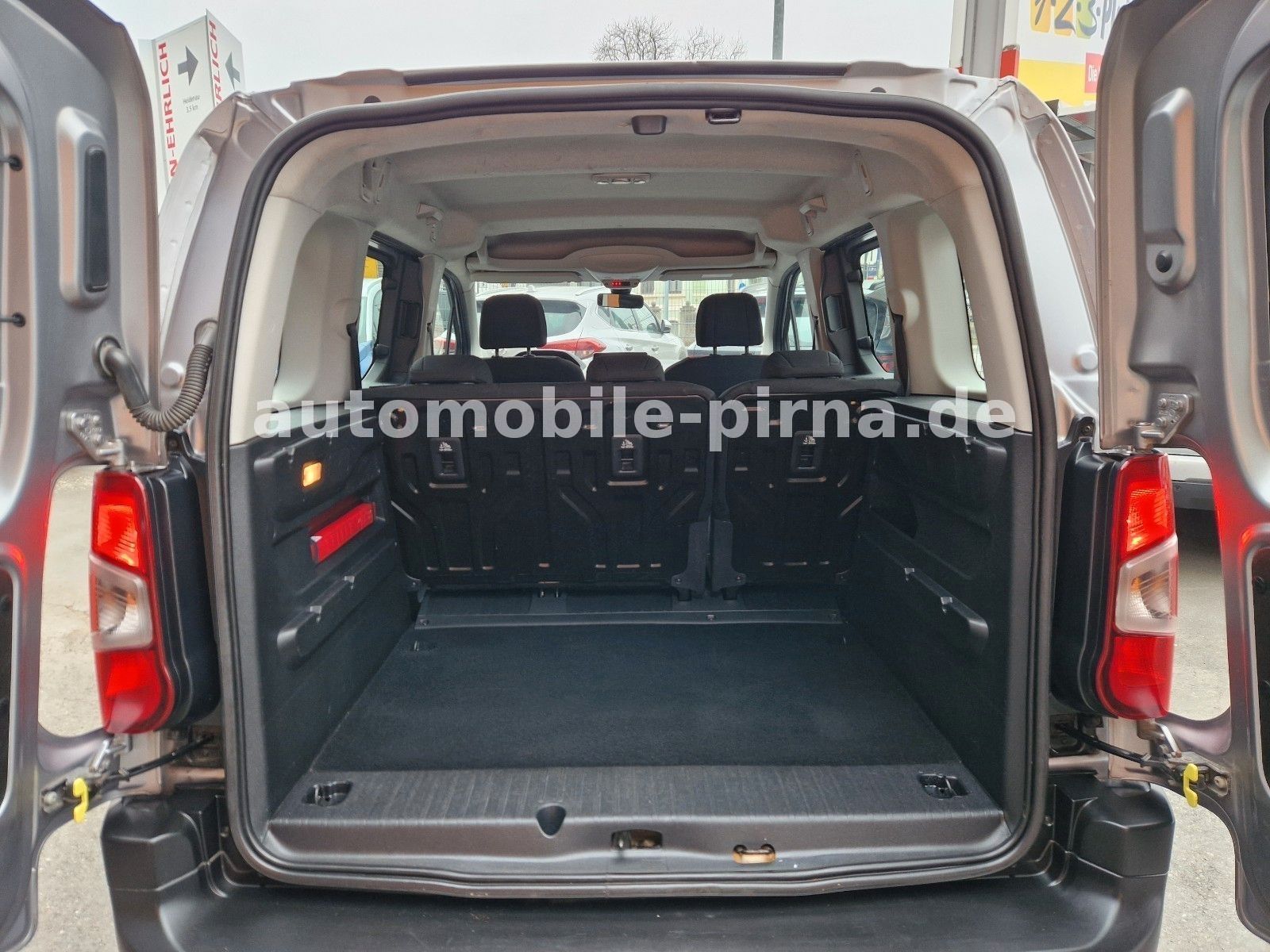 Rifter Active L1 BlueHDI (5-Si.) +NAVI/GRA/PDC