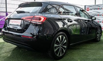 Fahrzeugabbildung Mercedes-Benz A180 7G-DCT KEYLESS|VIRTUALCOCKPIT|SPURH.|AMBIEN