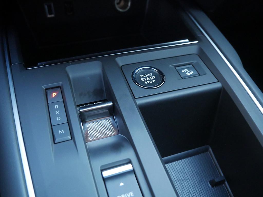 Citroën C5 Aircross PureTech 130 S&S EAT8 Shine NAVI LED