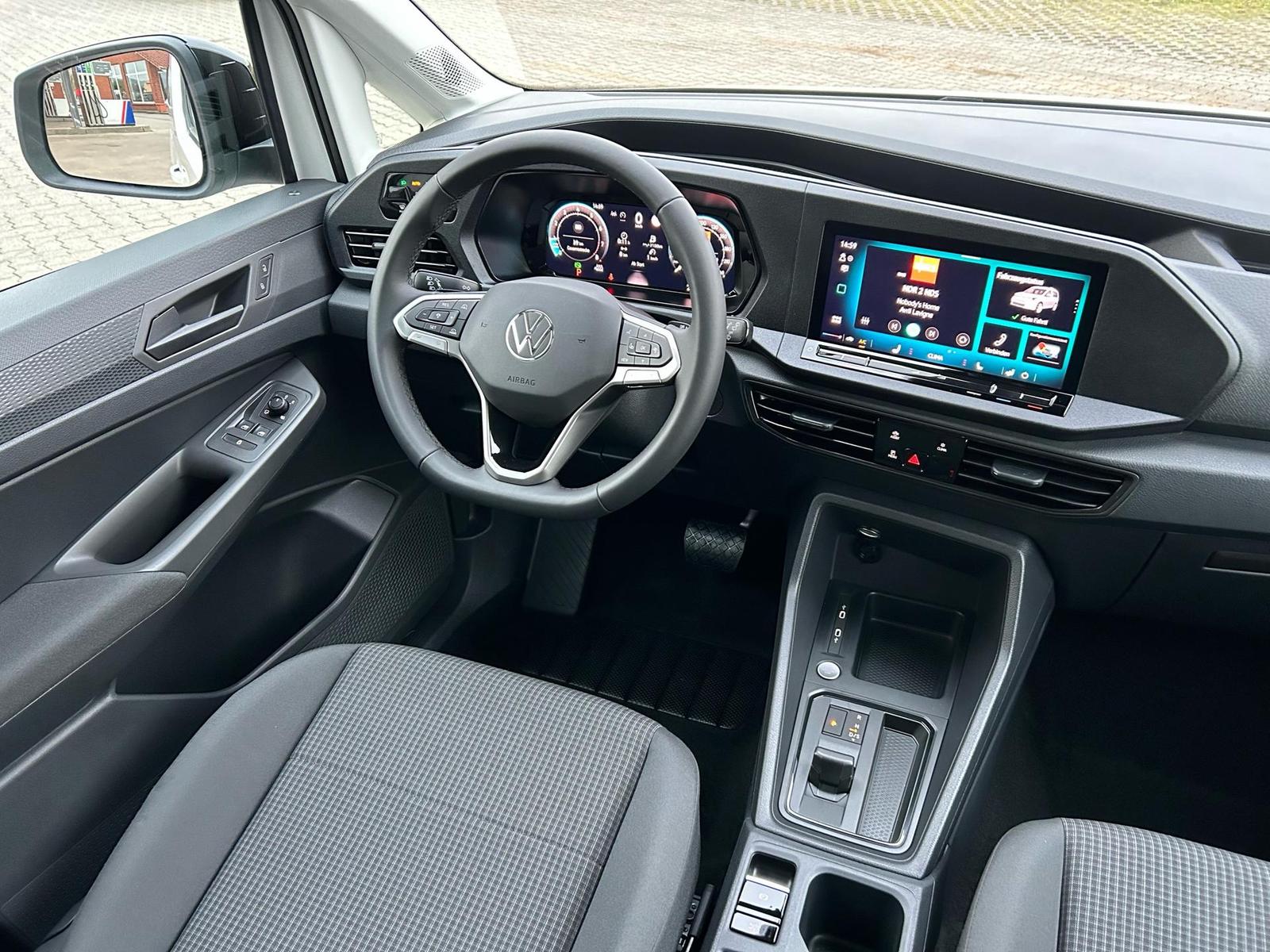Volkswagen Caddy Kombi 1.5 TSI DSG / AHK App-Connect