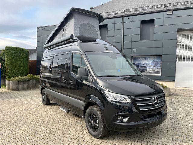 HYMER / ERIBA / HYMERCAR Free S 600 Dieselheizung Fzg. steht auf dem Hof