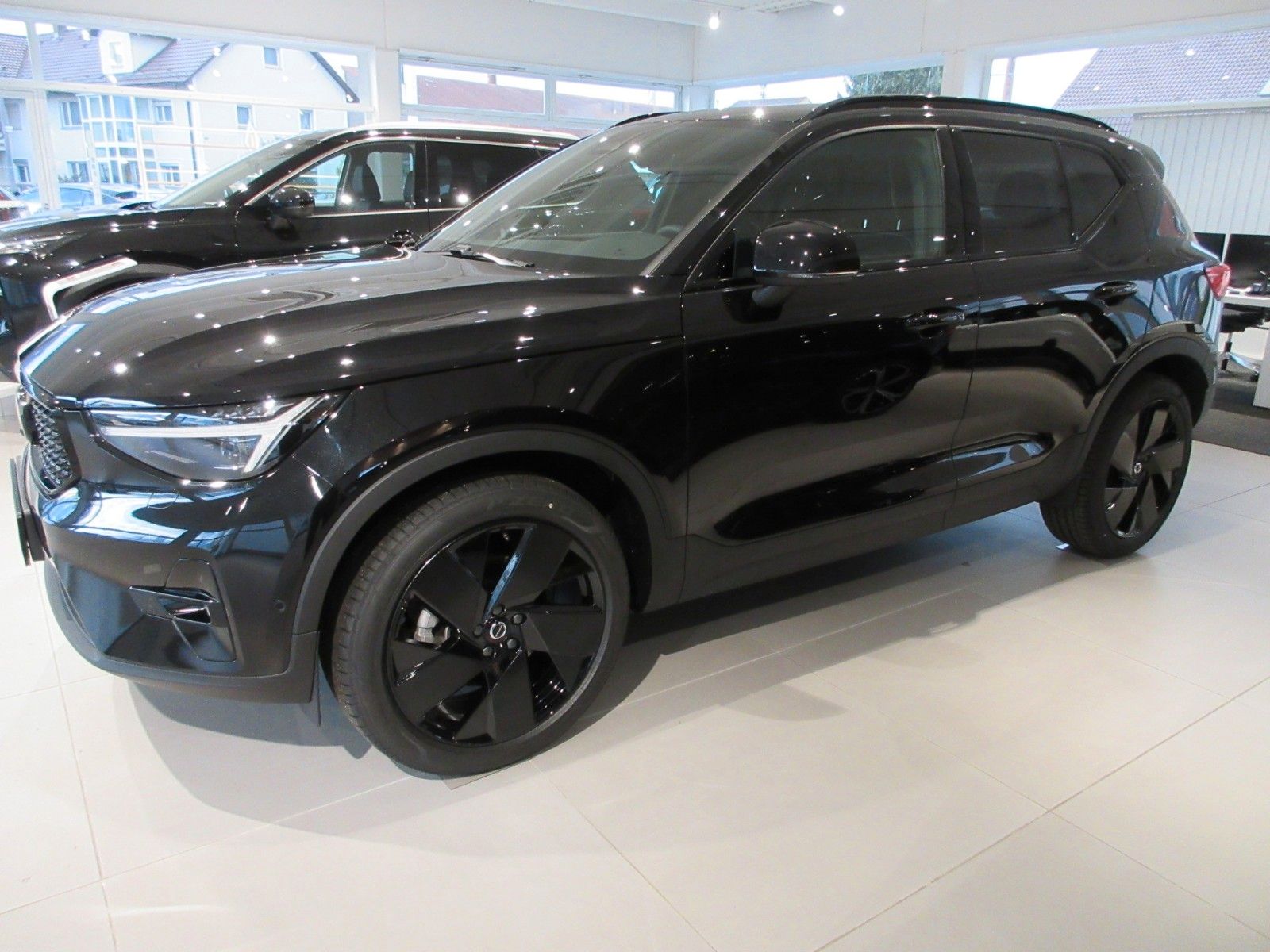 Fahrzeugabbildung Volvo XC 40 B3 Ultra Black Edition | 360° | NS | Navi