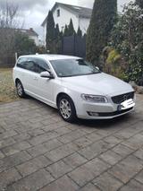 Volvo V70 D3 Kinetic Kinetic - Volvo V70 mit Anhängerkupplung