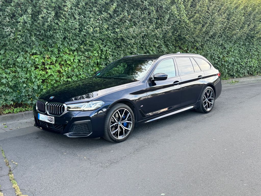 Image of BMW 540