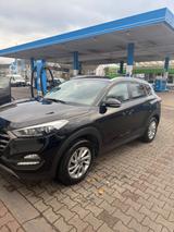 Hyundai TUCSON blue 1.6 GDI Intro Edition 2WD Intro ... - Hyundai TUCSON Gebrauchtwagen in Köln