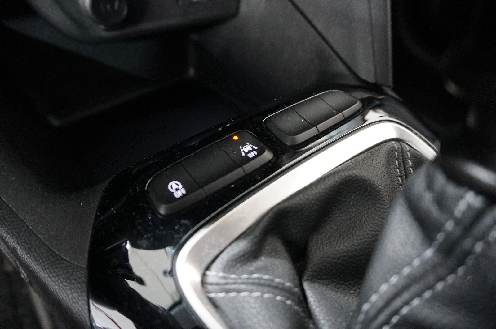 Fahrzeugabbildung Opel Corsa F 1.2T EDITION NAVI/USN/TEMP./SPORT/DAB+