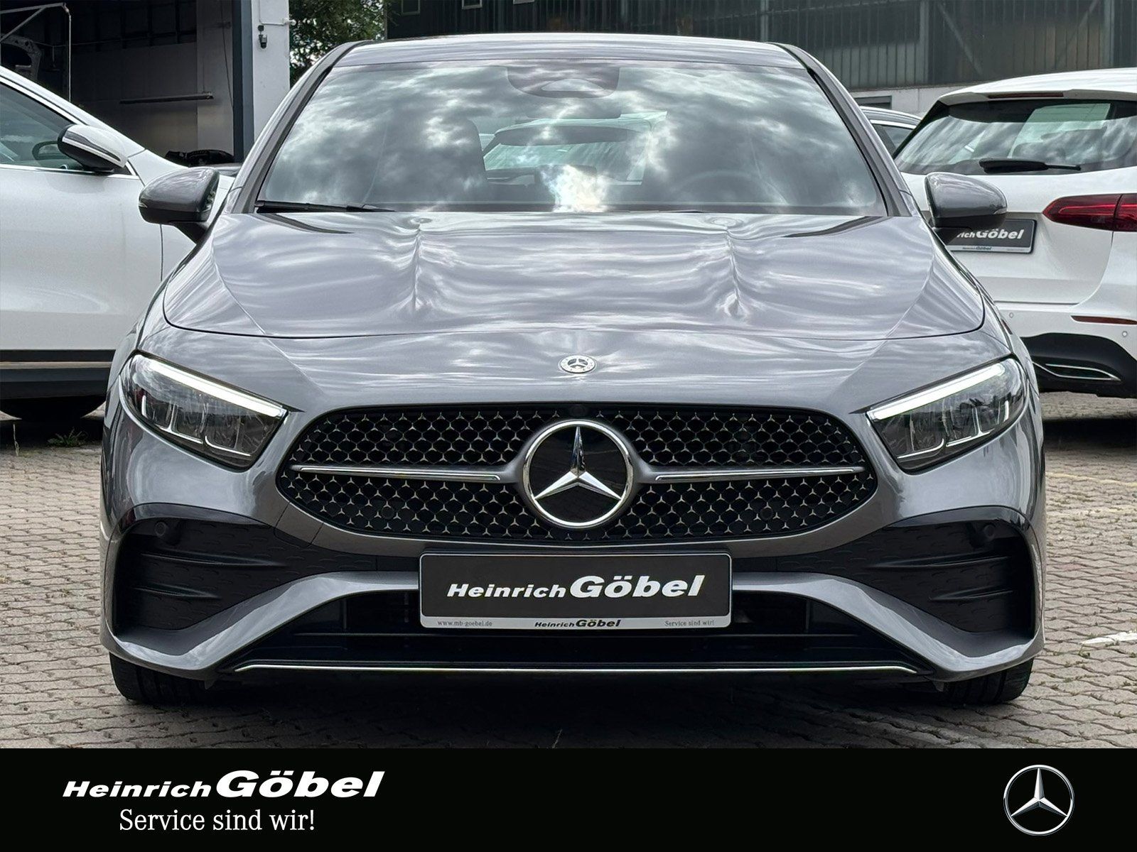 Fahrzeugabbildung Mercedes-Benz A 200 AMG*TOTWINKEL*KAMERA*DISTRONIC*AMBIENTEBEL