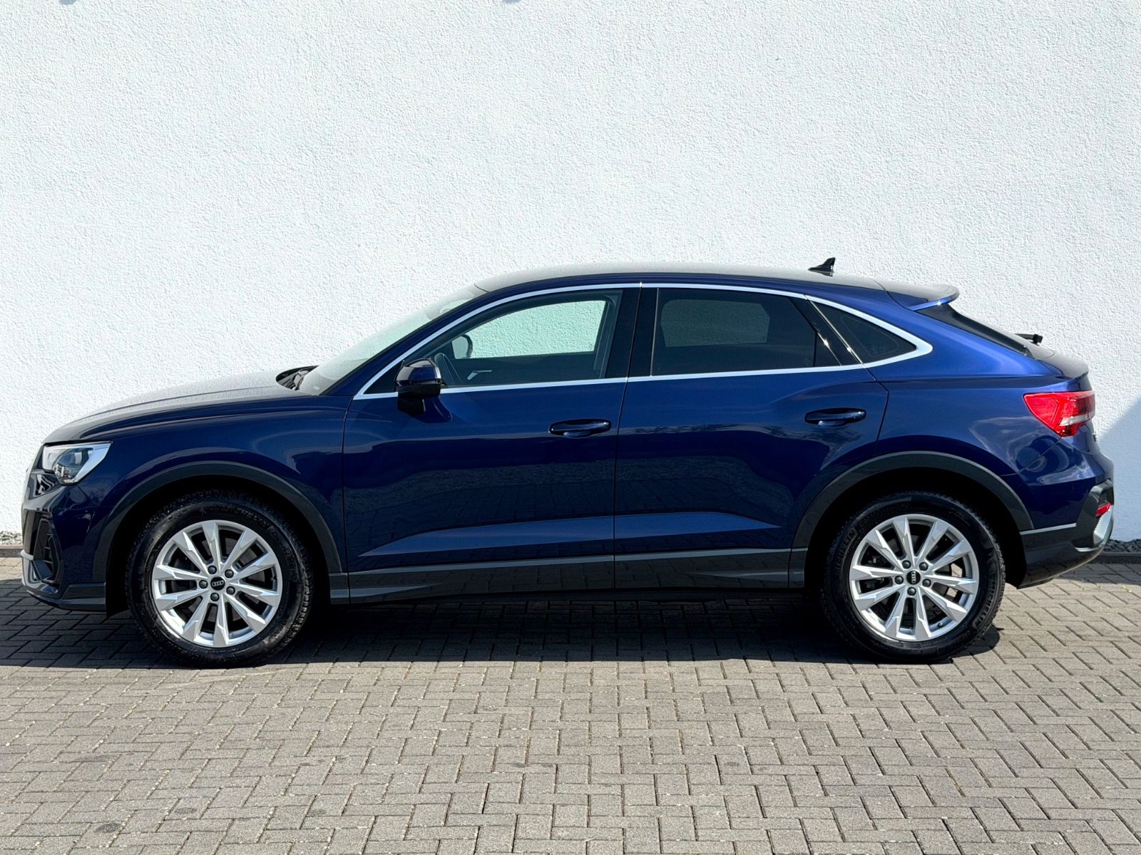 Audi Q3 Sportback 40 TFSI quattro /1.HAND/ foto 8