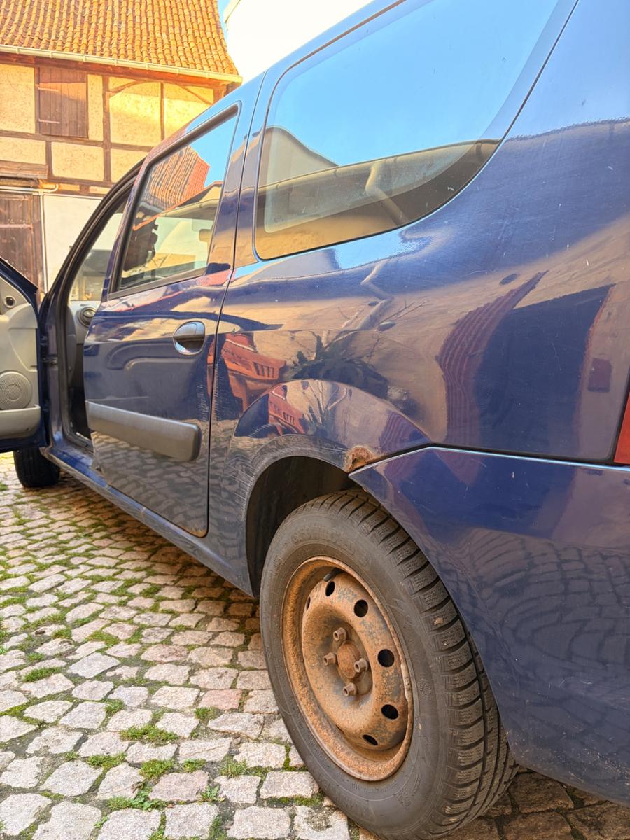 Dacia Logan 2009 — photo 6