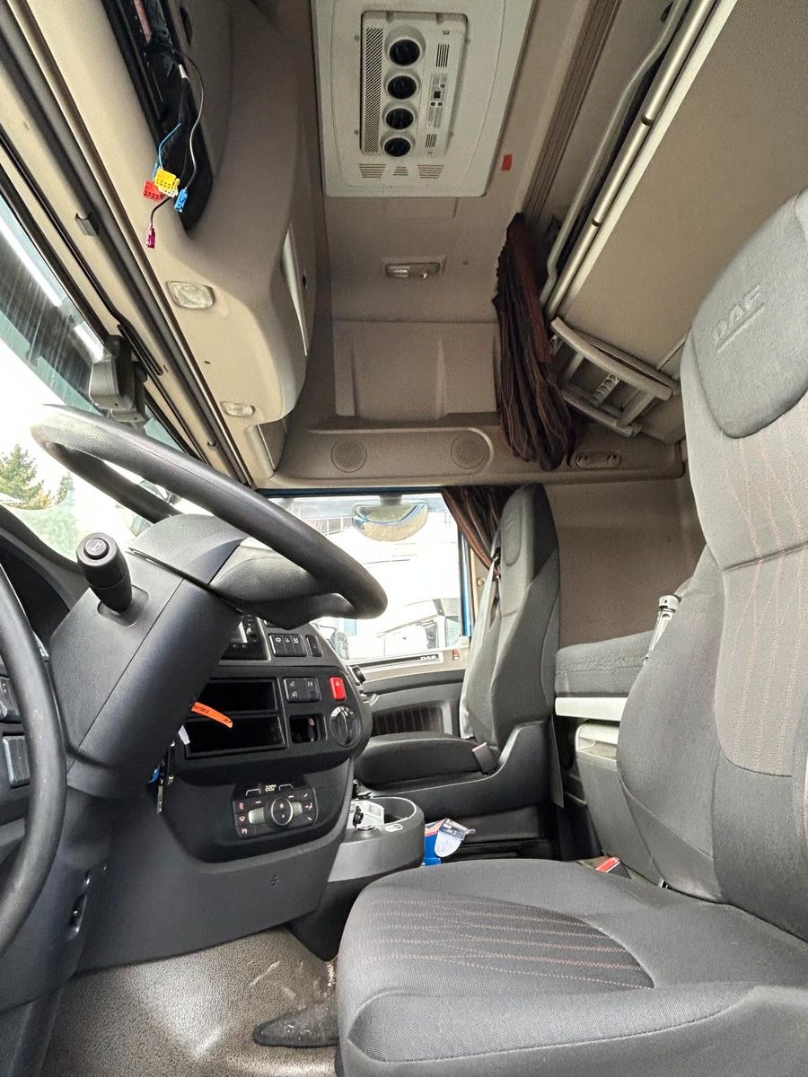 Fahrzeugabbildung DAF 12 Stück SSC, Intarder, Klima, Bj.2021