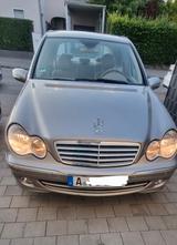 Mercedes-Benz C 240 4-MATIC W203 ELEGANCE - Mercedes-Benz C 240: Elegance