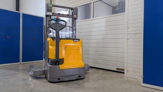 Jungheinrich EJC 214b