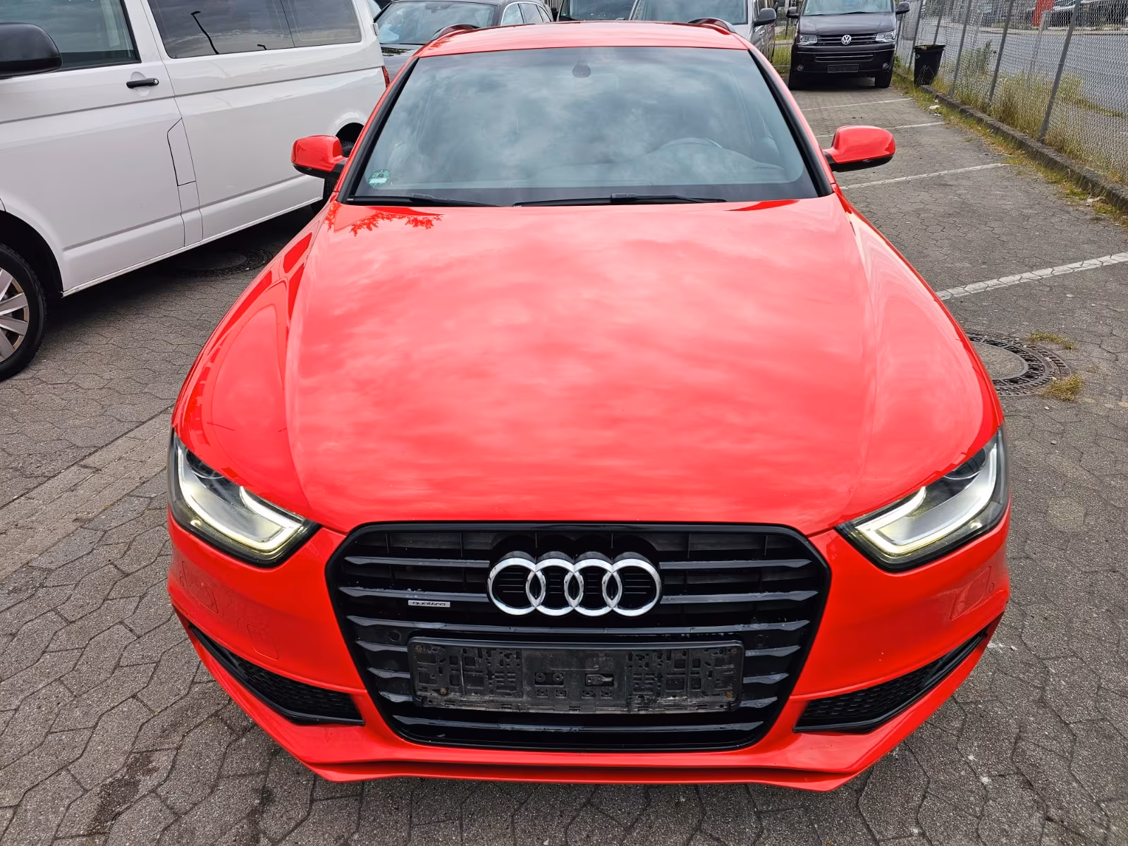 Audi A4 Avant S line Sportpaket/quattro V6 Automatik