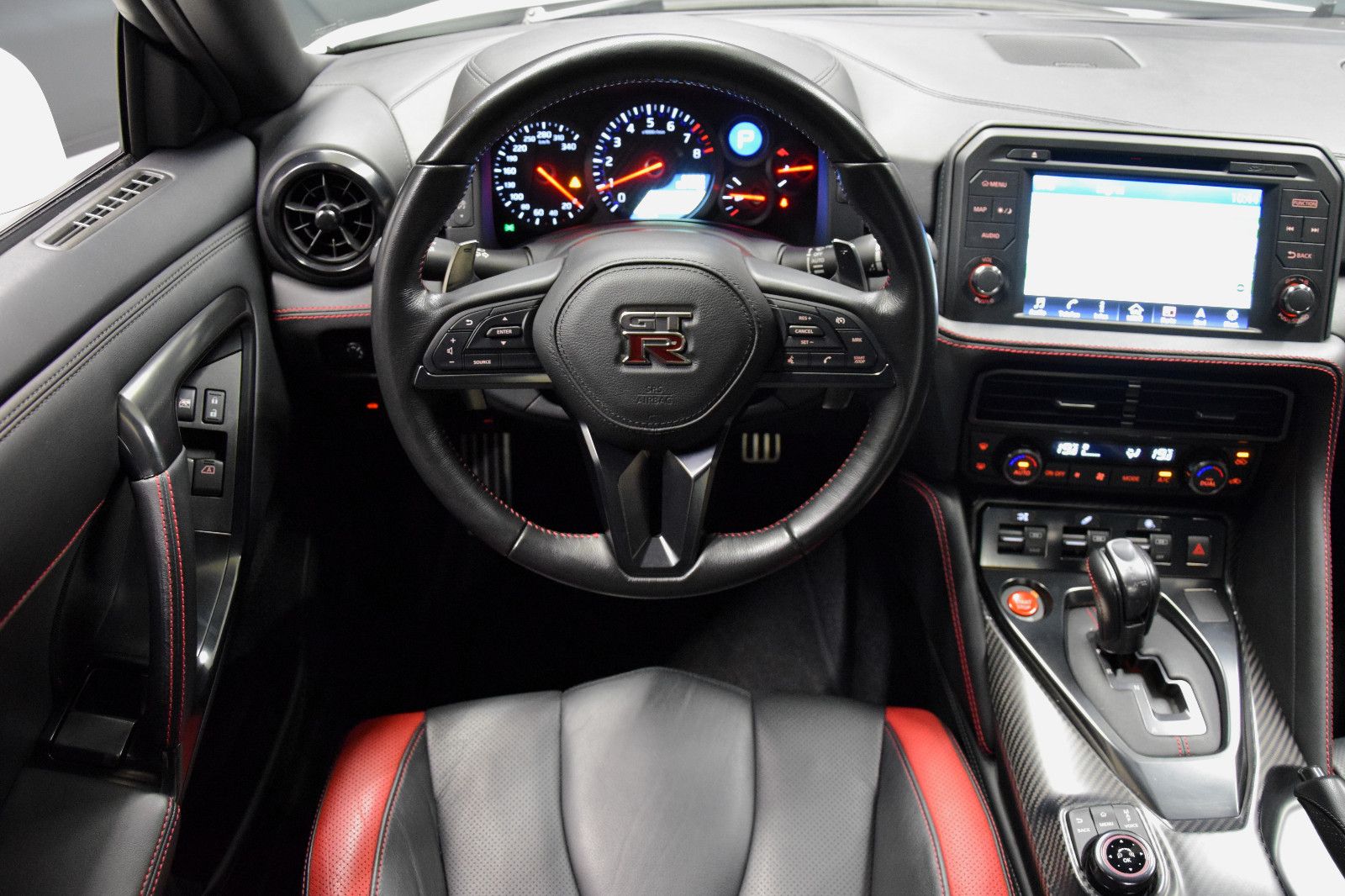 Fahrzeugabbildung Nissan GT-R Black Edition Originalzustand, 2.Hand Dt.Fa