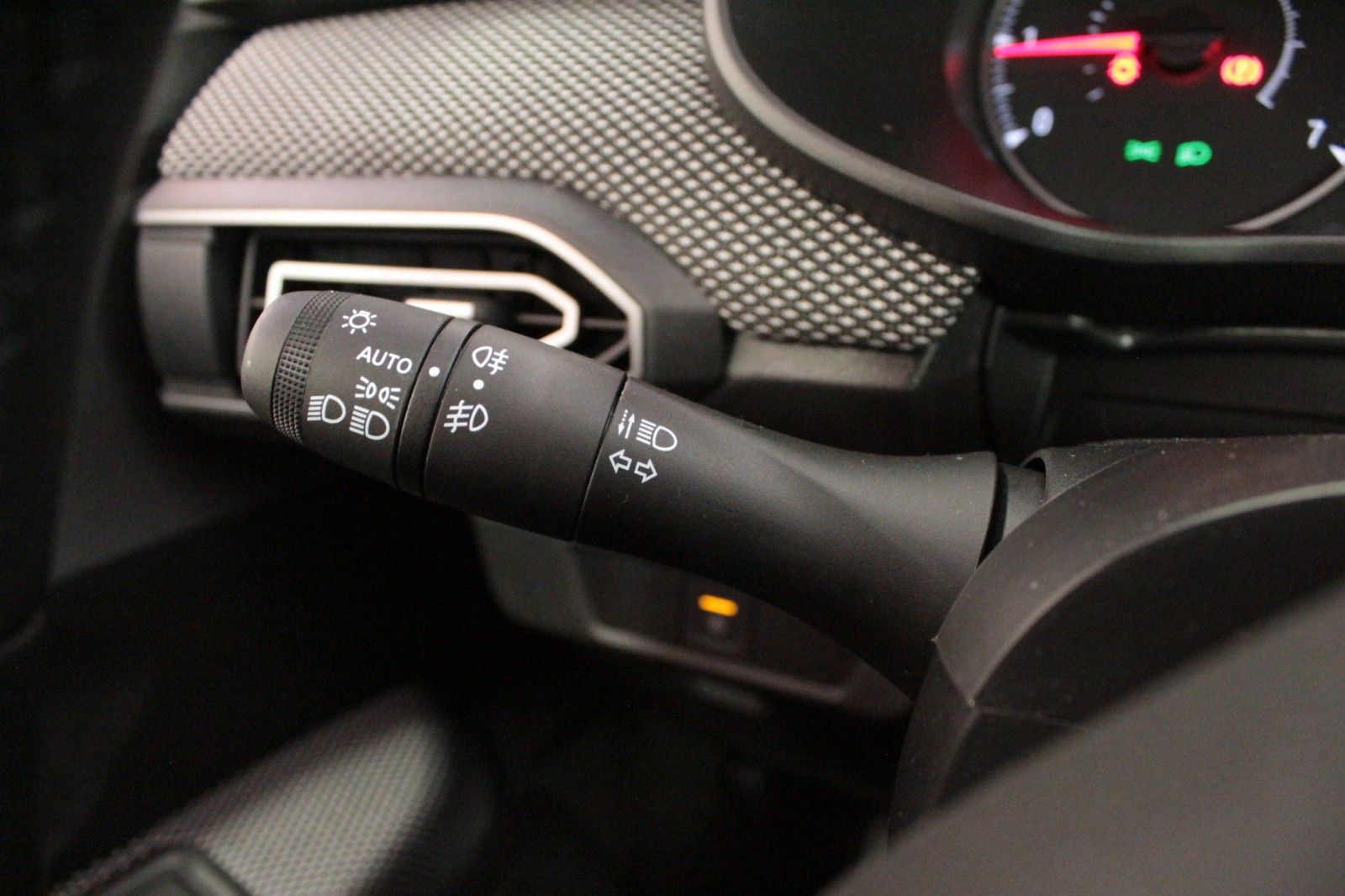 Fahrzeugabbildung Dacia Sandero Eco-G 100 Journey+ *Navi*LPG*