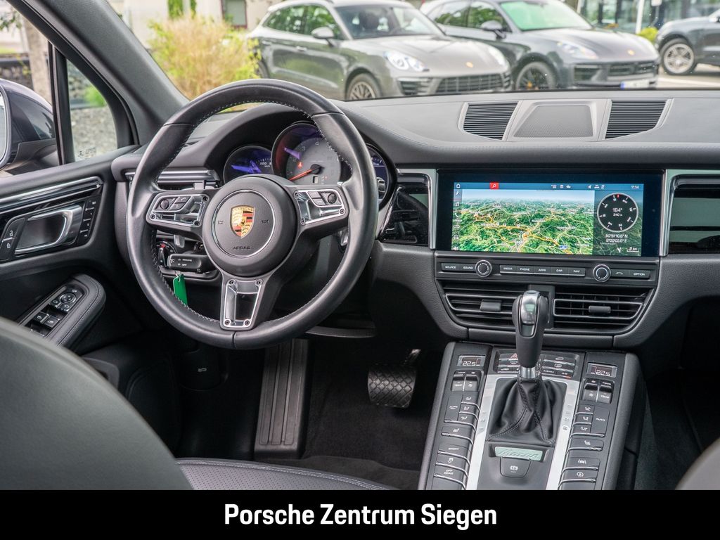 Porsche Macan S