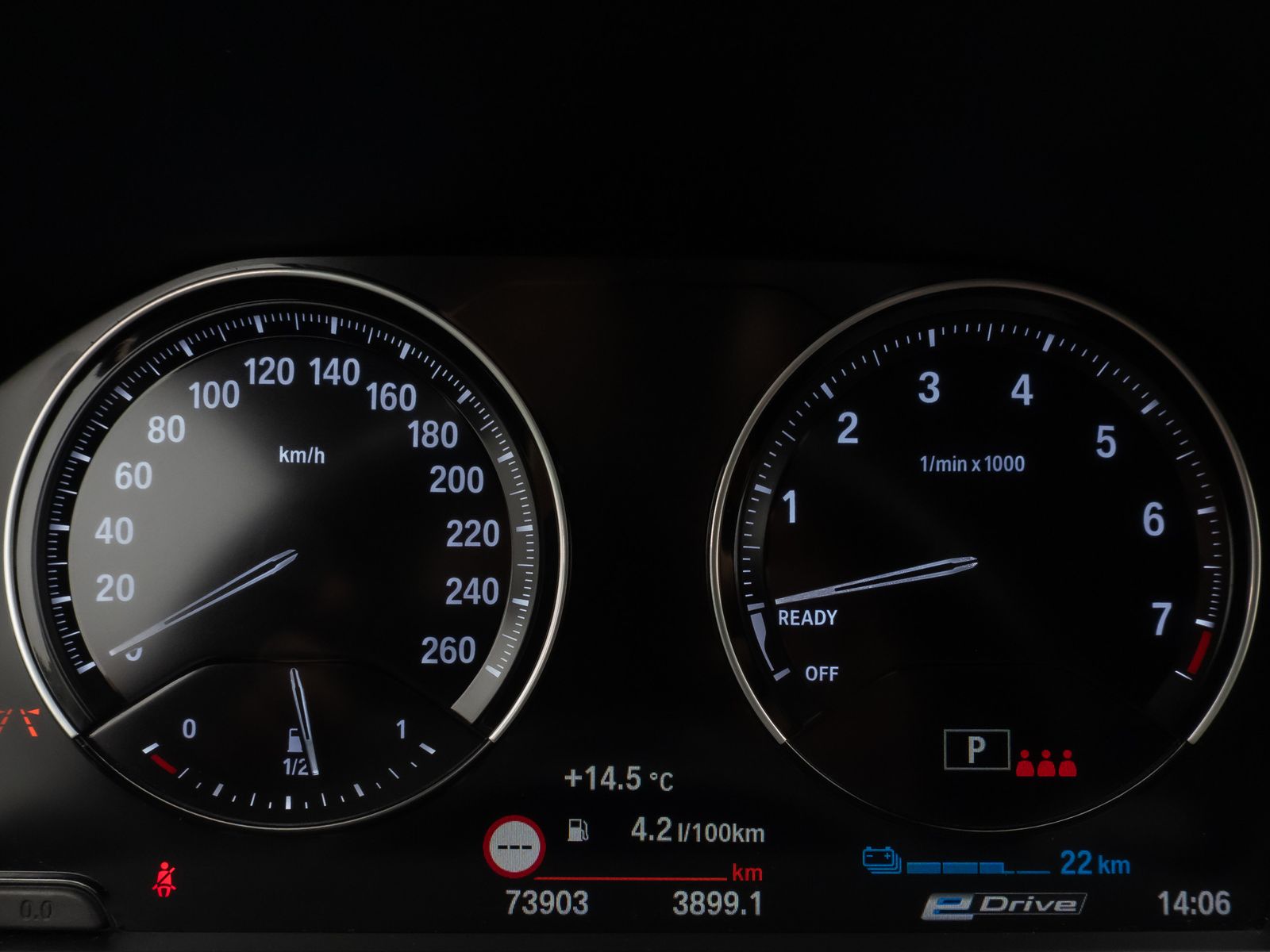 Fahrzeugabbildung BMW X1 xD25e Sport Line Kamera DAB HiFi LED 18Zoll