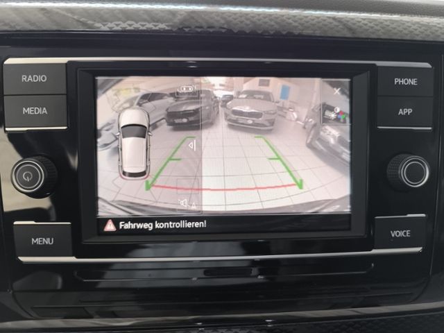 Fahrzeugabbildung Volkswagen Taigo 1.0 TSI DSG Life 1. HAND LED CLIMATR SITZH